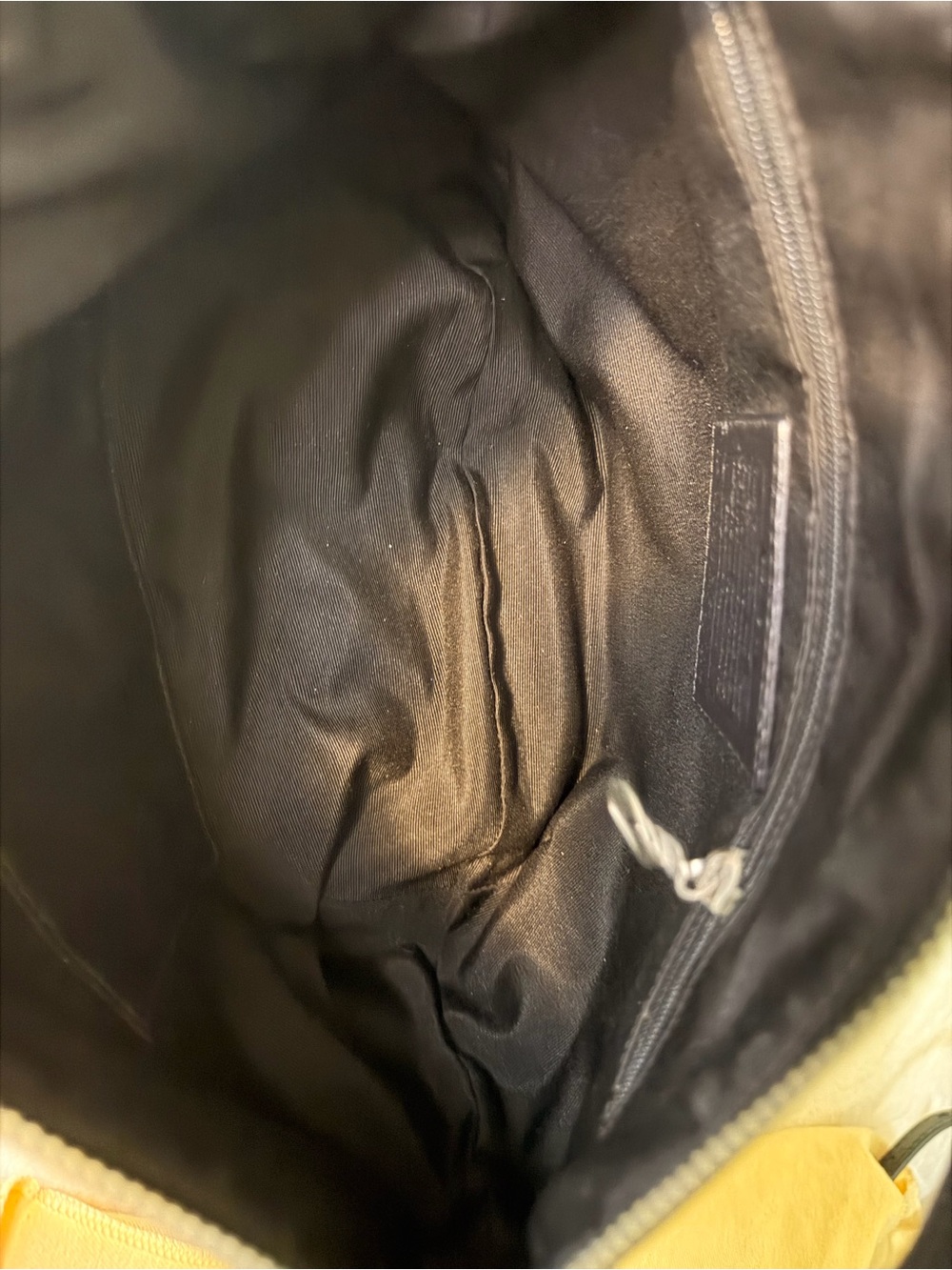 Coach signature SoHo Shoulder Bag - Picture 12 of 16